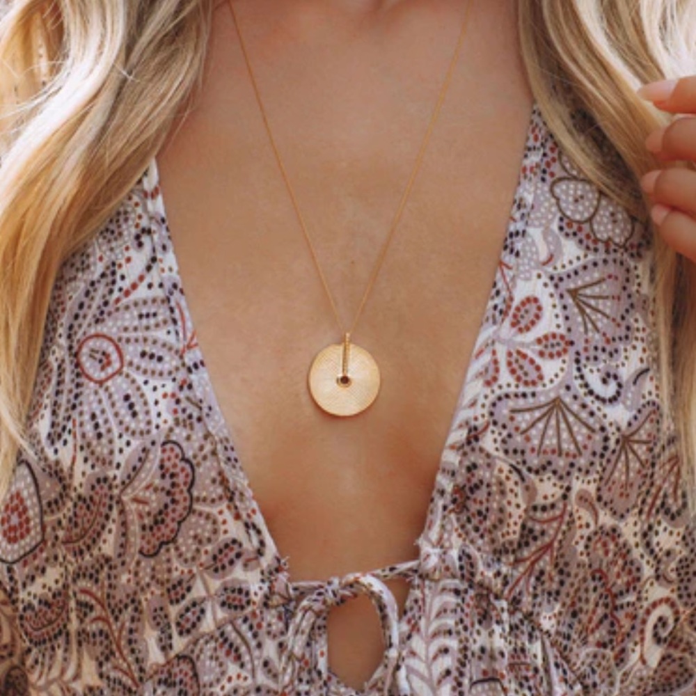 NWT 🌟VICI x Meghan Bo Designs Weave Coin Necklace